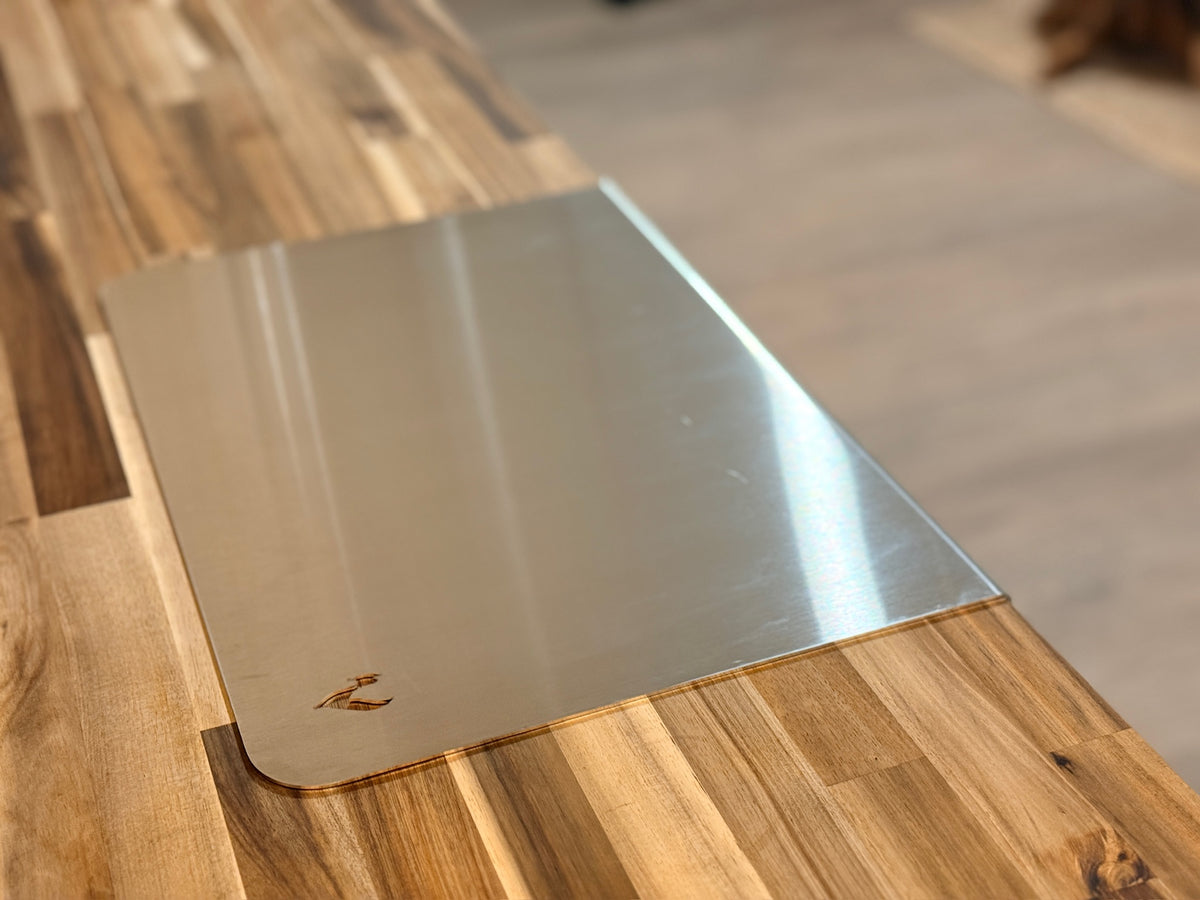 STELE 15 — Compact Solid 304 Stainless Cutting Board